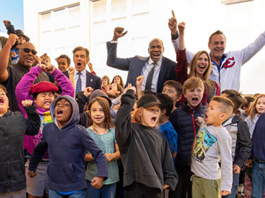 Former NFL Players Visit Kenilworth Students