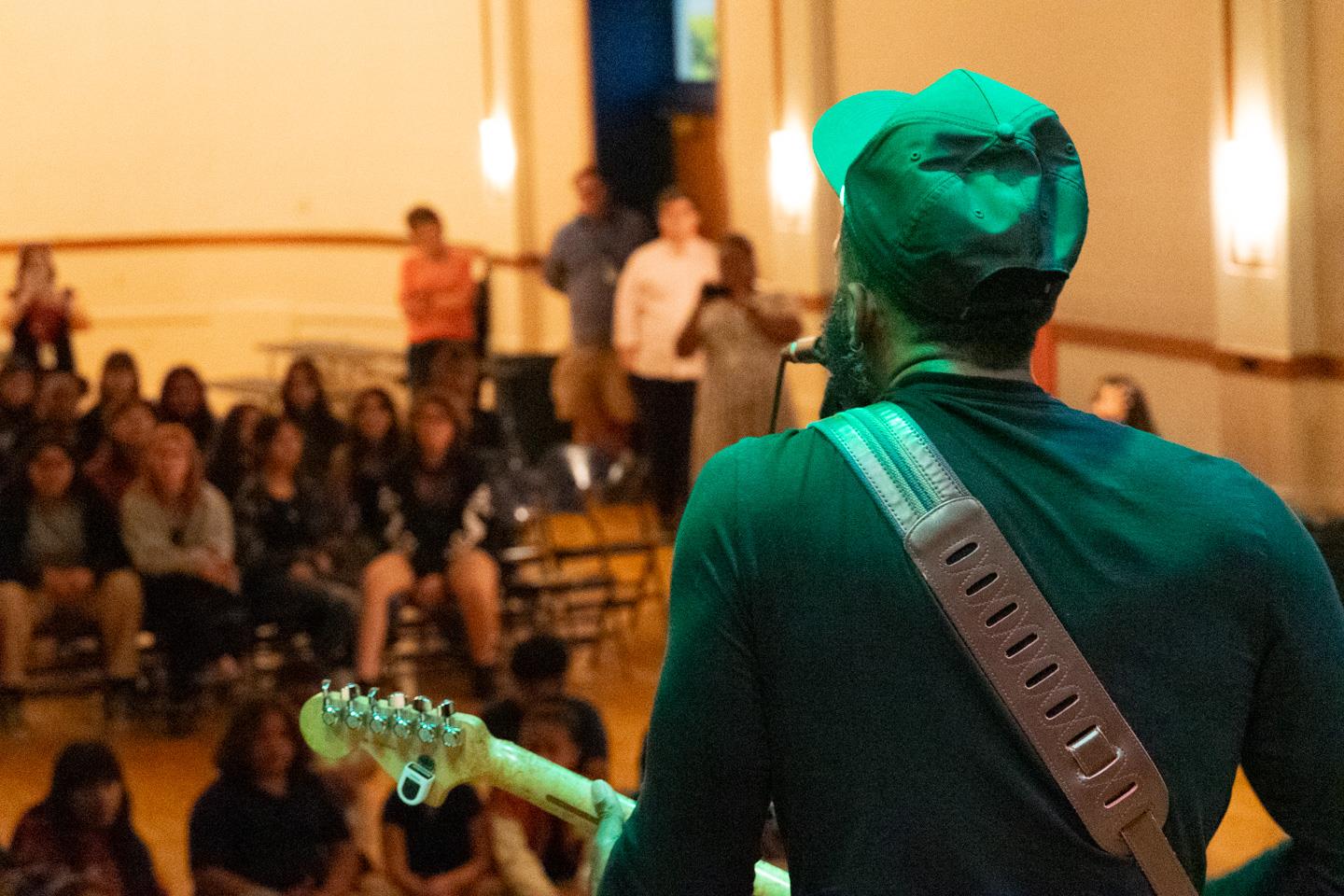 Grammy-Winner Curt Chambers Performs for Phoenix #1 Students