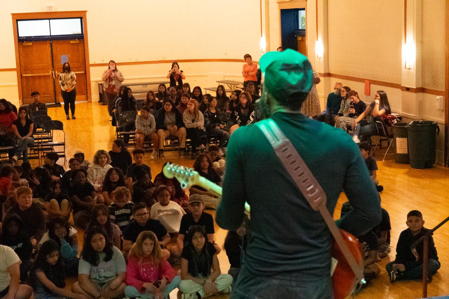 Grammy-Winner Curt Chambers Performs for Phoenix #1 Students