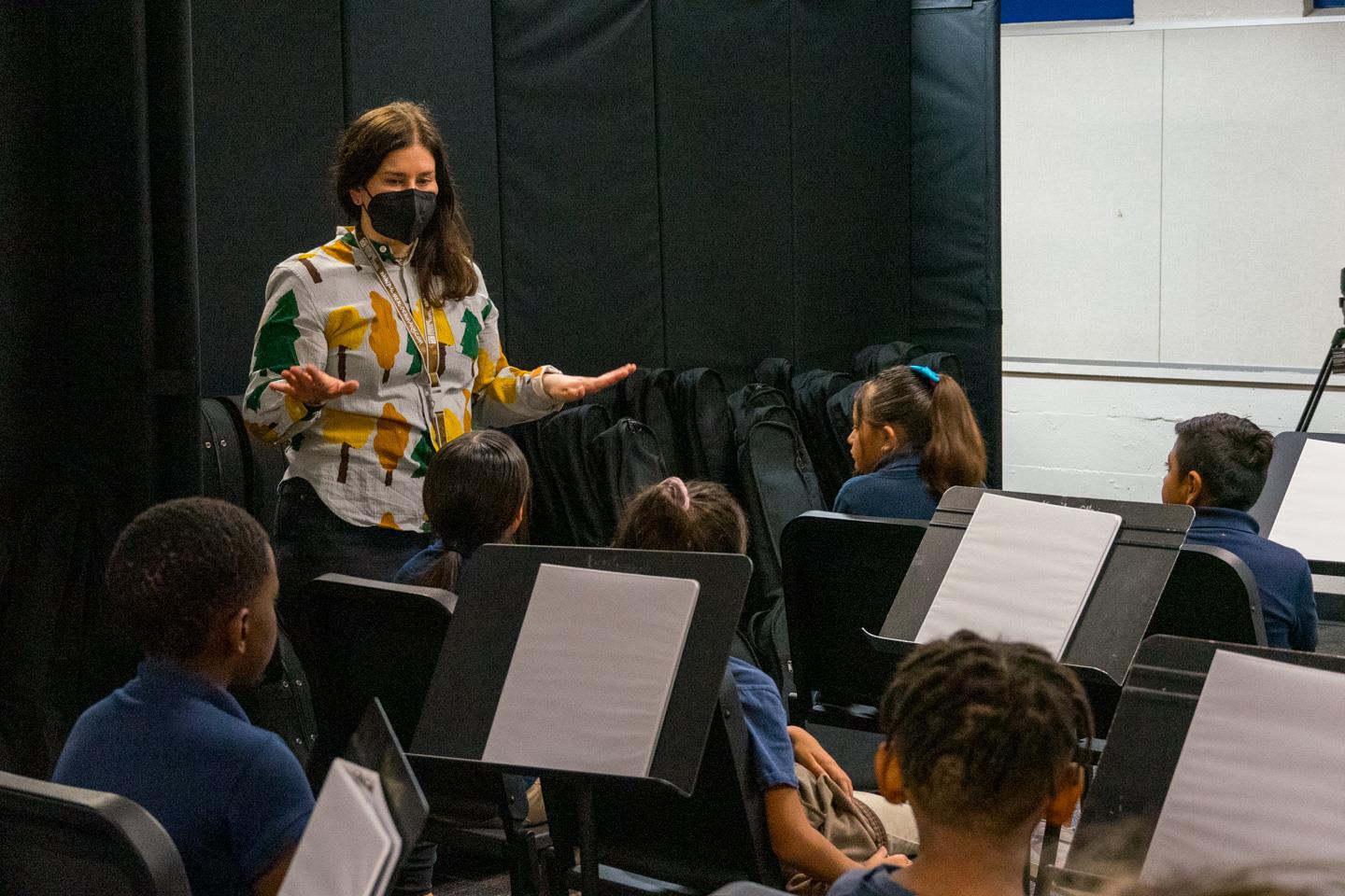 Grammy-Winner Curt Chambers Performs for Phoenix #1 Students