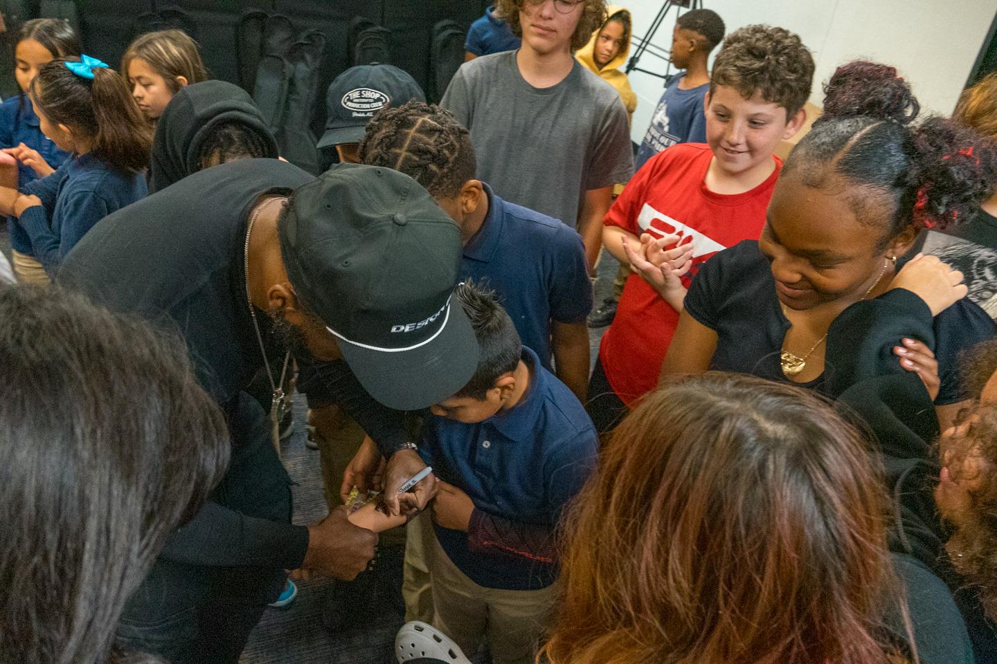 Grammy-Winner Curt Chambers Performs for Phoenix #1 Students